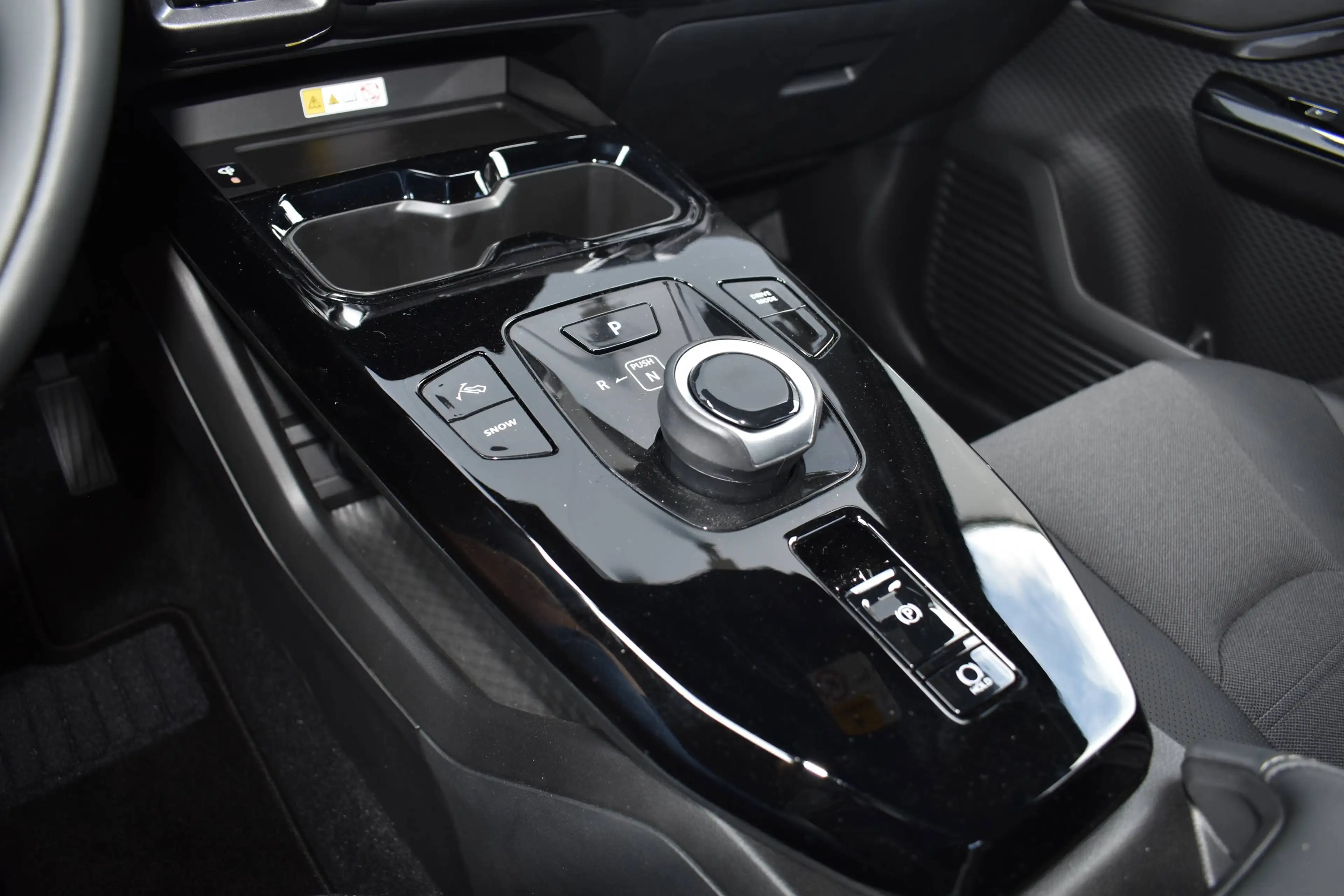 Suzuki Vitara eVitara eAxle Comfort+ 61 kWh eeAxle Comfort+ 61 k — photo 13