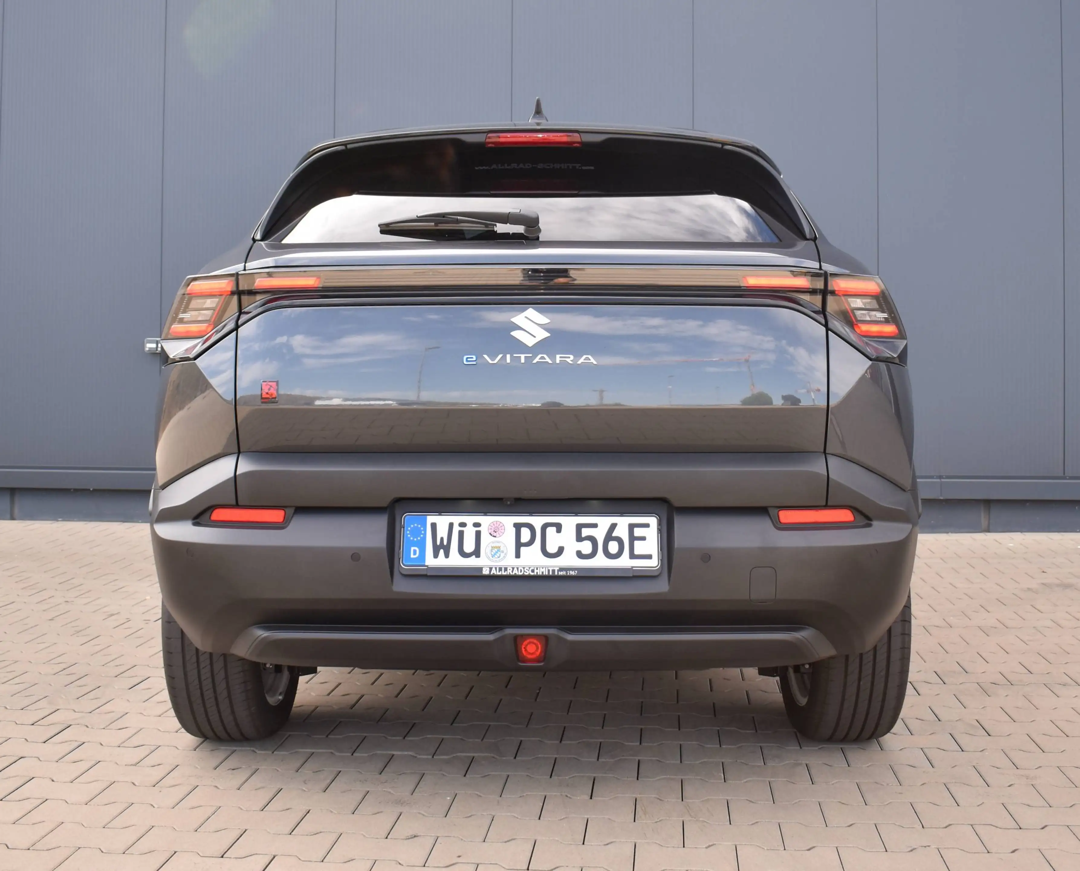 Suzuki Vitara eVitara eAxle Comfort+ 61 kWh eeAxle Comfort+ 61 k — photo 4