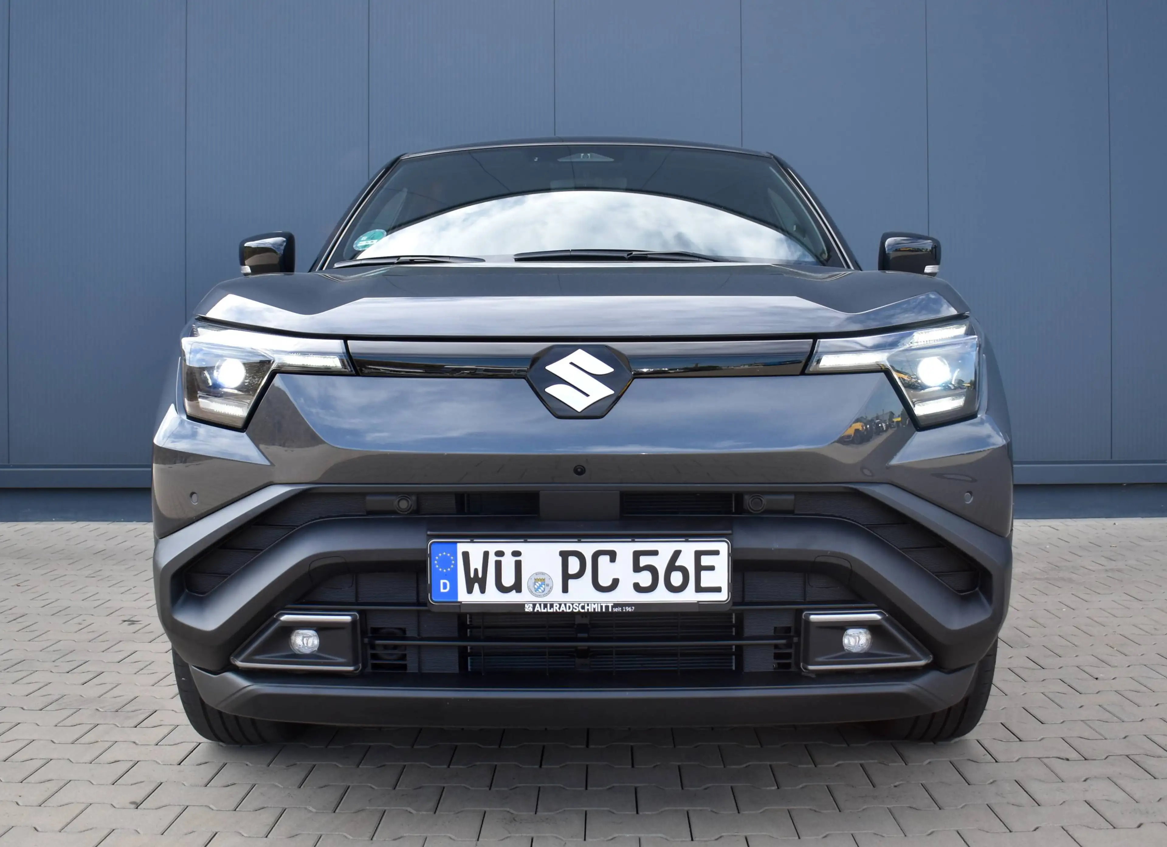 Suzuki Vitara eVitara eAxle Comfort+ 61 kWh eeAxle Comfort+ 61 k — photo 2
