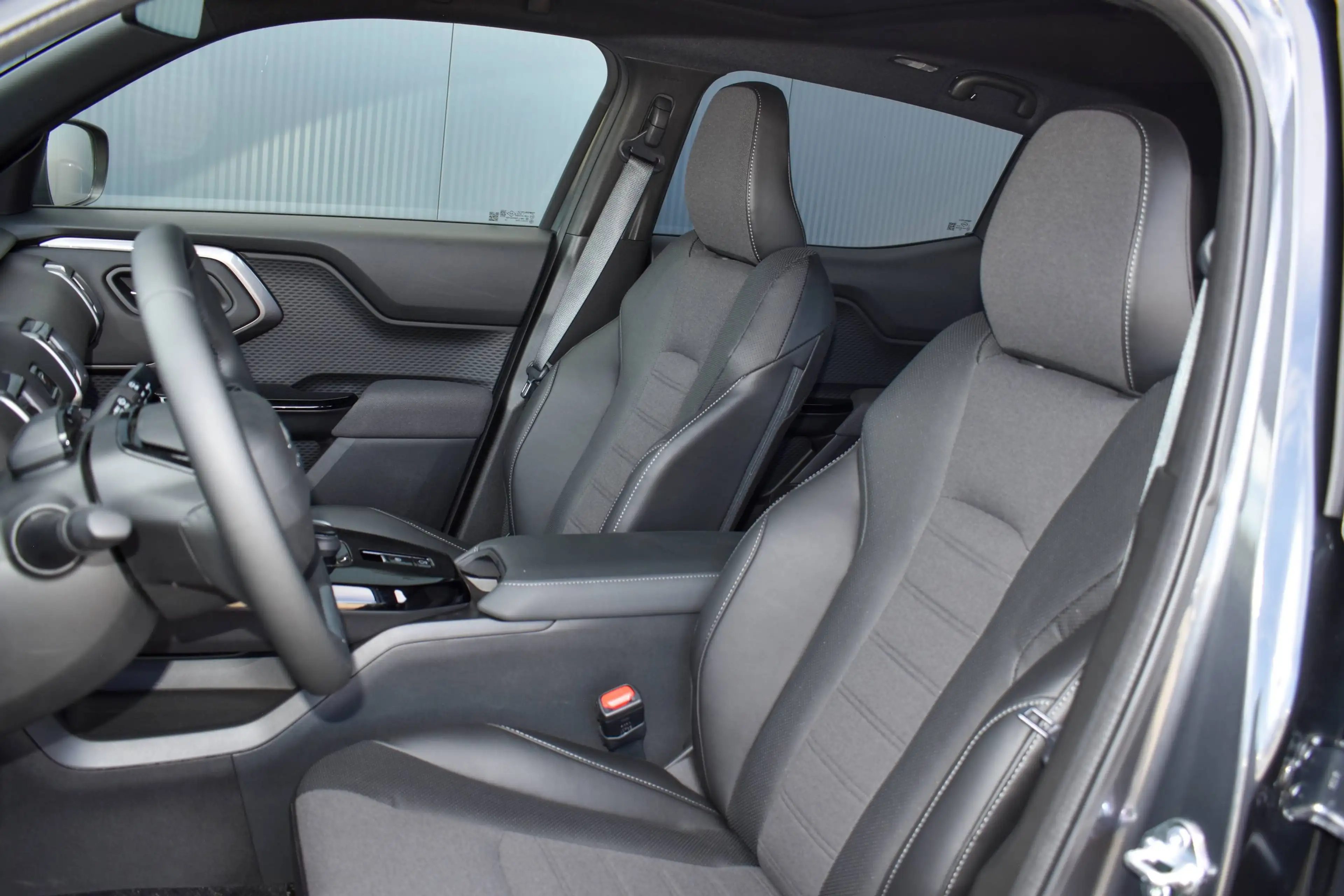 Suzuki Vitara eVitara eAxle Comfort+ 61 kWh eeAxle Comfort+ 61 k — photo 9