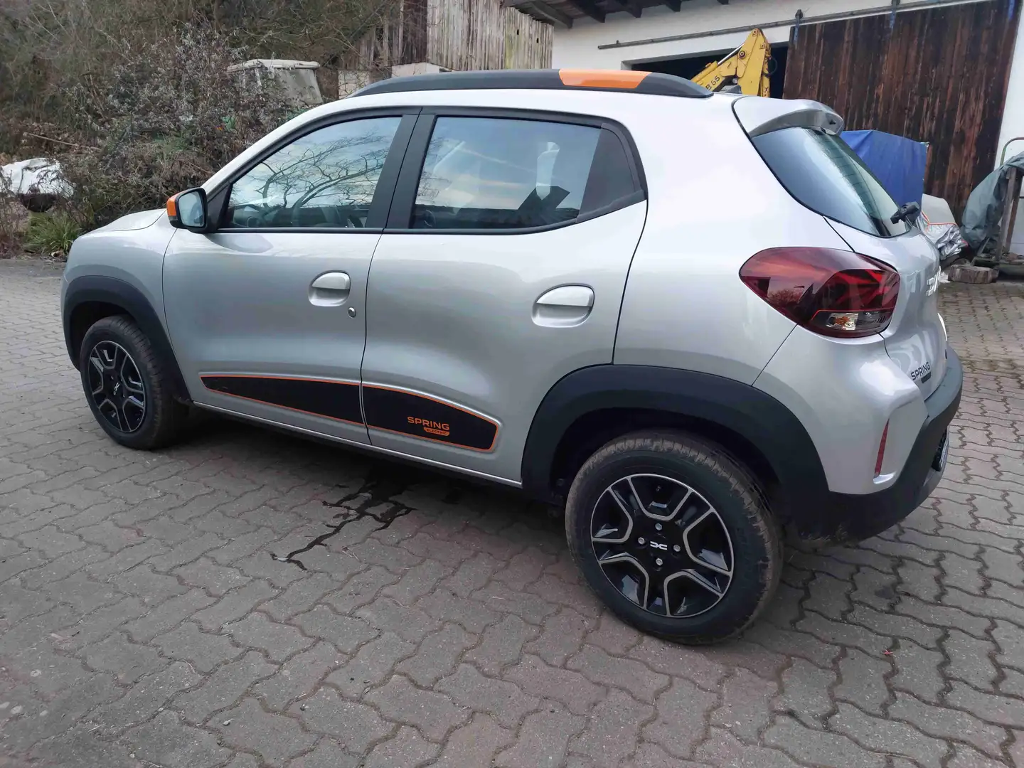 Dacia Spring 45 EXPRESSION+ CCS 30kW Navi PDC R-Kamera Silber - 2