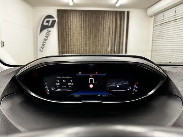 Peugeot 3008 view 12