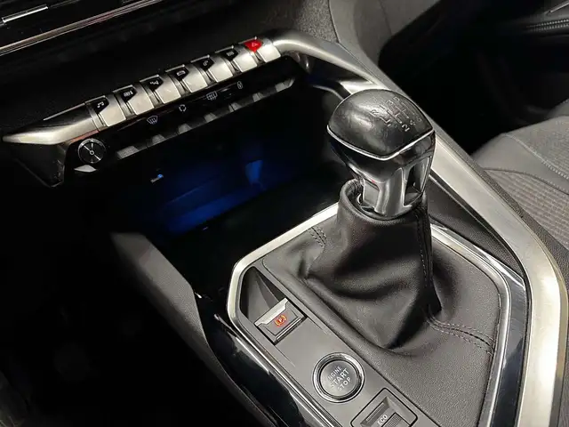 Peugeot 3008 view 14