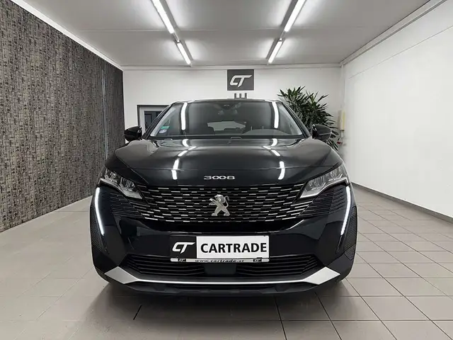Peugeot 3008 view 3