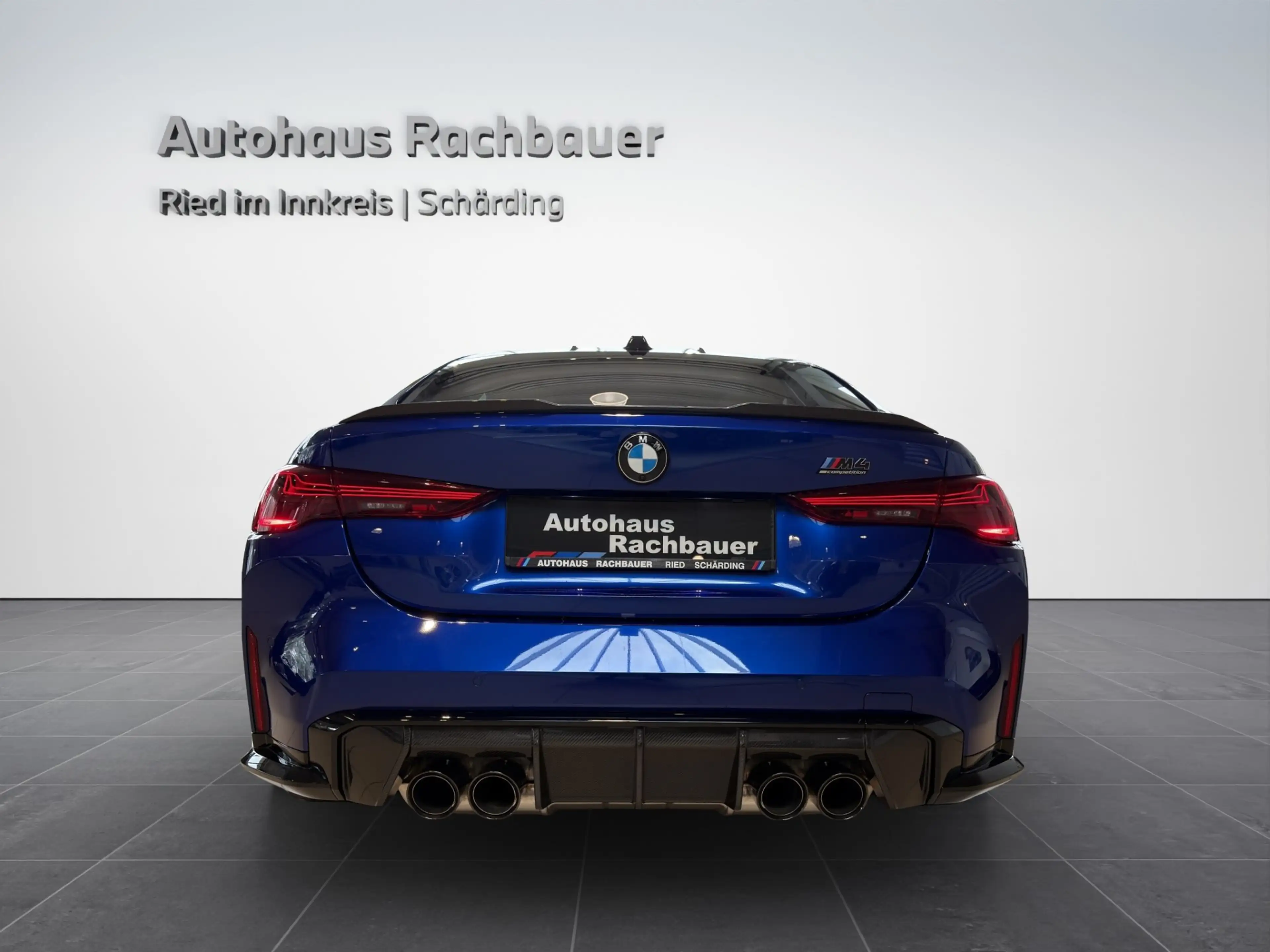 BMW M4 Competition M Coupe xDrive — photo 6