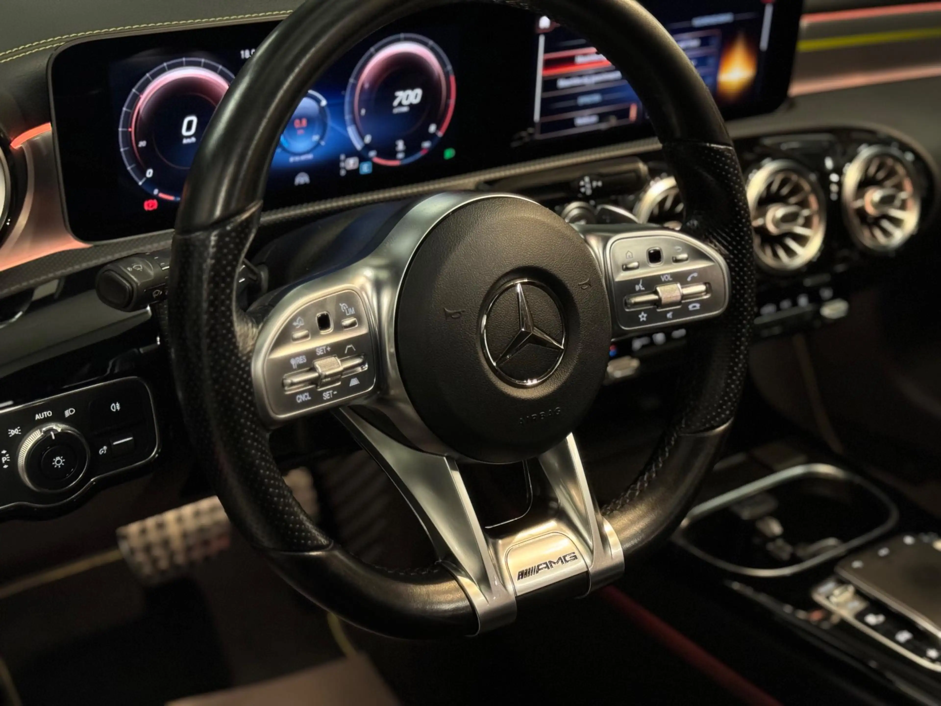 Mercedes-Benz A 220 edition one|AMG|PANO|BOMVOL! — photo 11