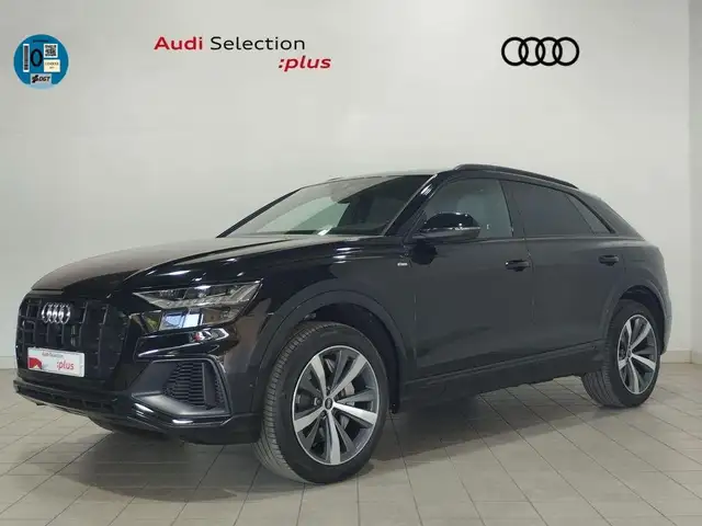 Audi Q8 55 TFSIe S line quattro