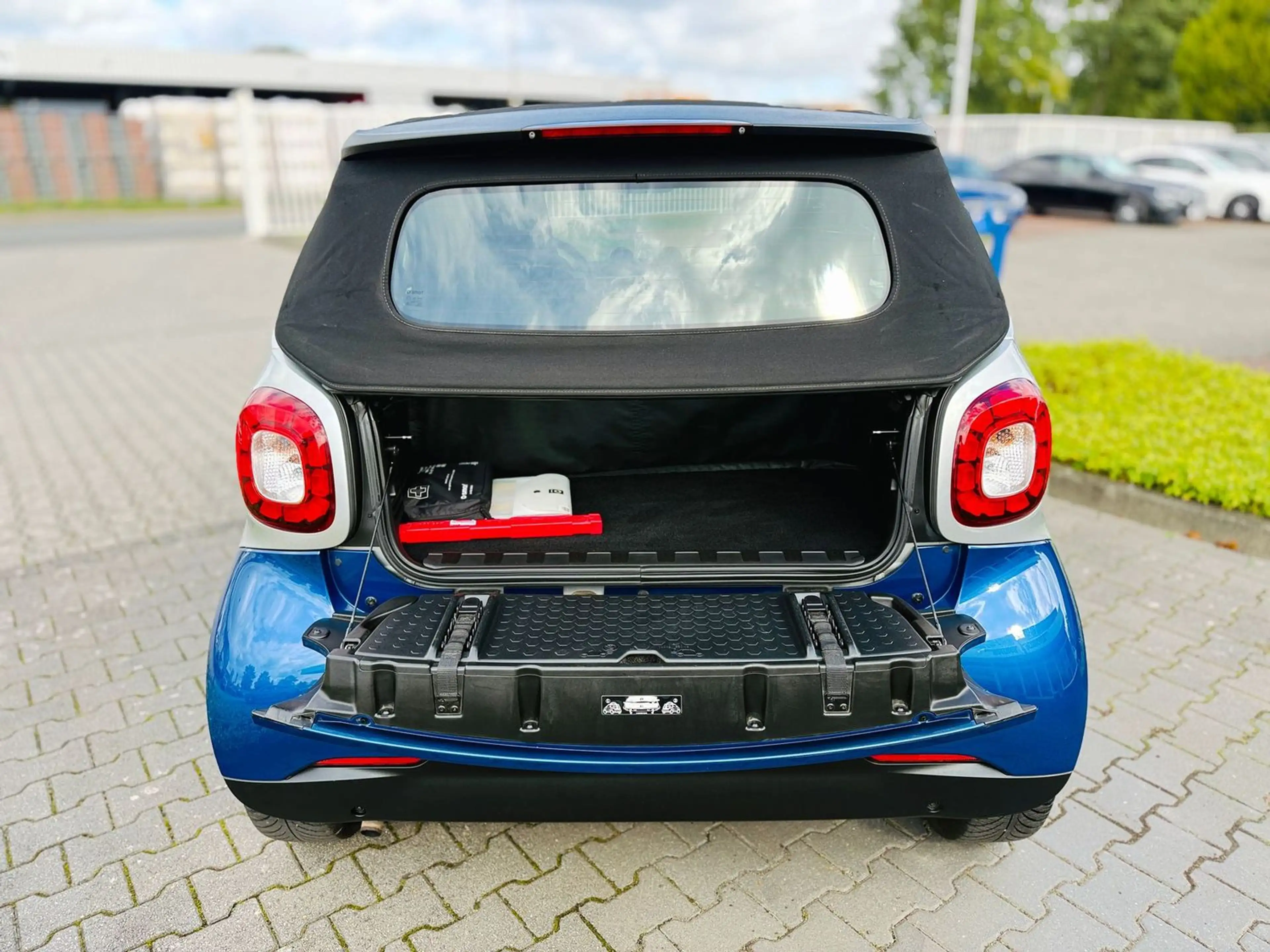 smart forTwo CABRIO, PASSION, Automatik, LED, Navi, Sitzheizung — photo 10