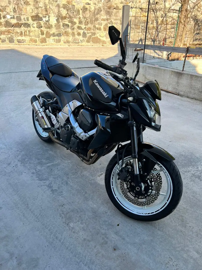 Kawasaki Z 750 Naked Schwarz - 1