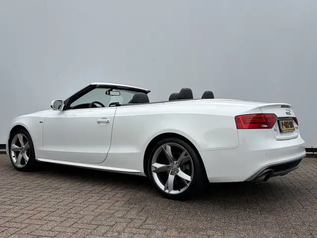Audi A5 view 2