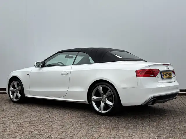 Audi A5 view 4