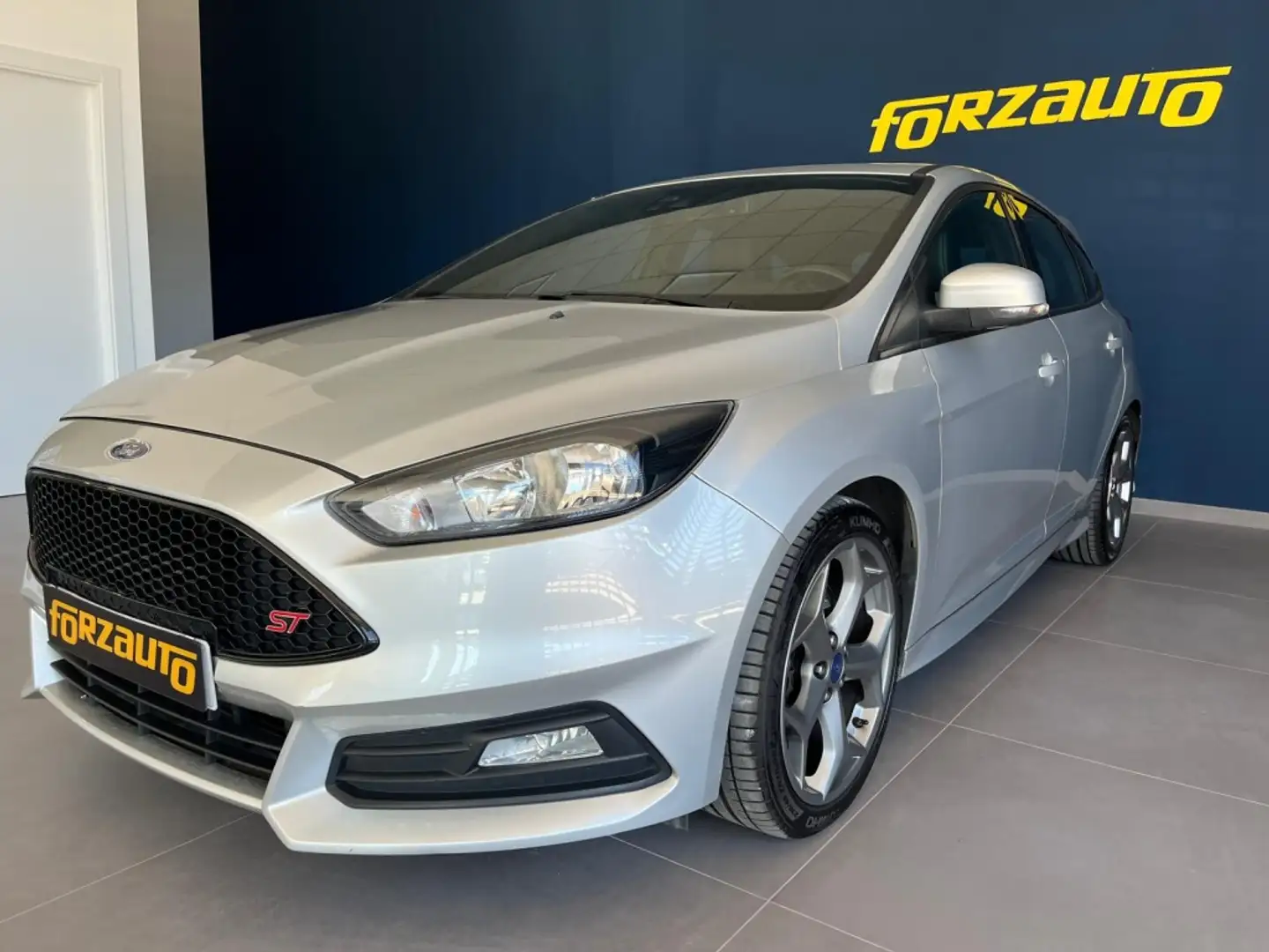 Ford Focus 2.0 Ecoboost Auto-S&S ST Gris - 1