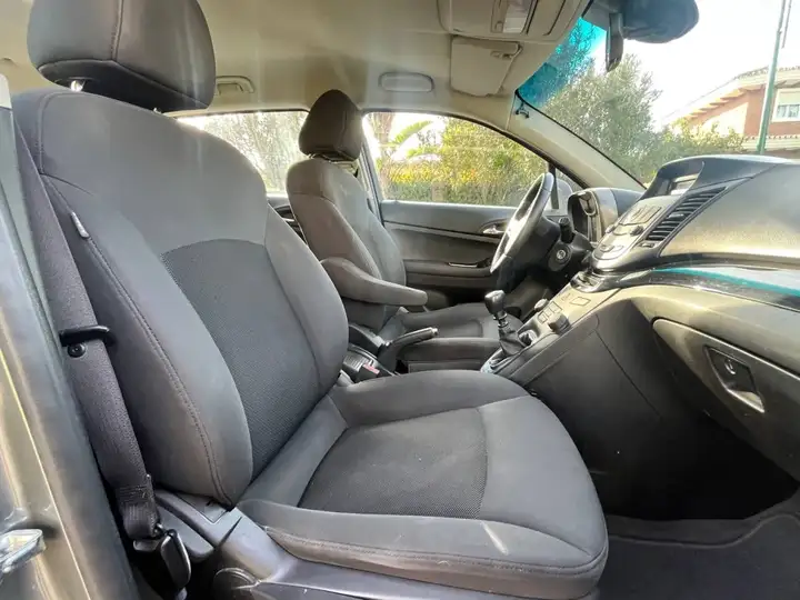 Chevrolet Orlando 1.8 LTZ 2011, foto 10