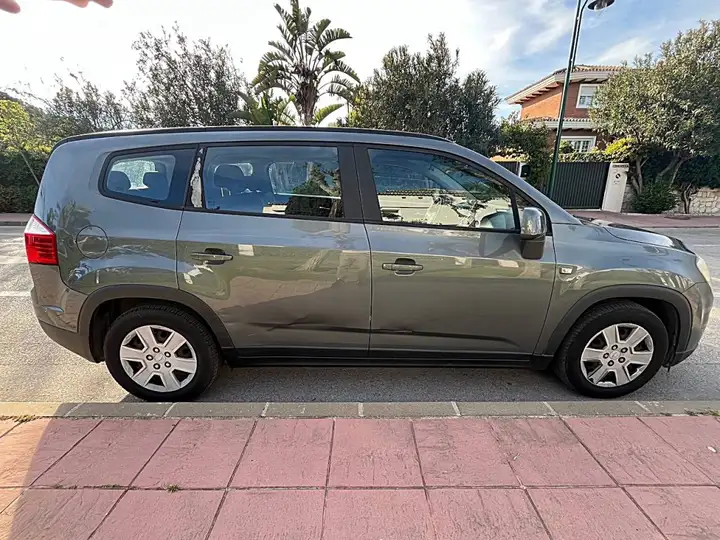 Chevrolet Orlando 1.8 LTZ 2011, foto 19