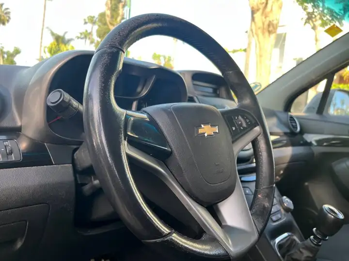 Chevrolet Orlando 1.8 LTZ 2011, foto 9