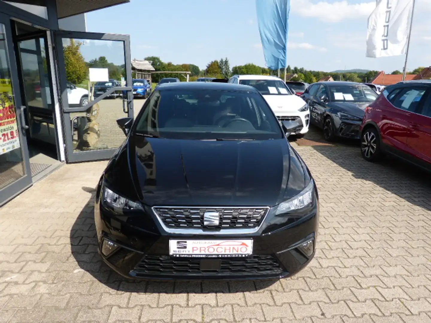 SEAT Ibiza Xcellence Ibiza 1.0 TSI Xcellence 110 PS Schwarz - 2