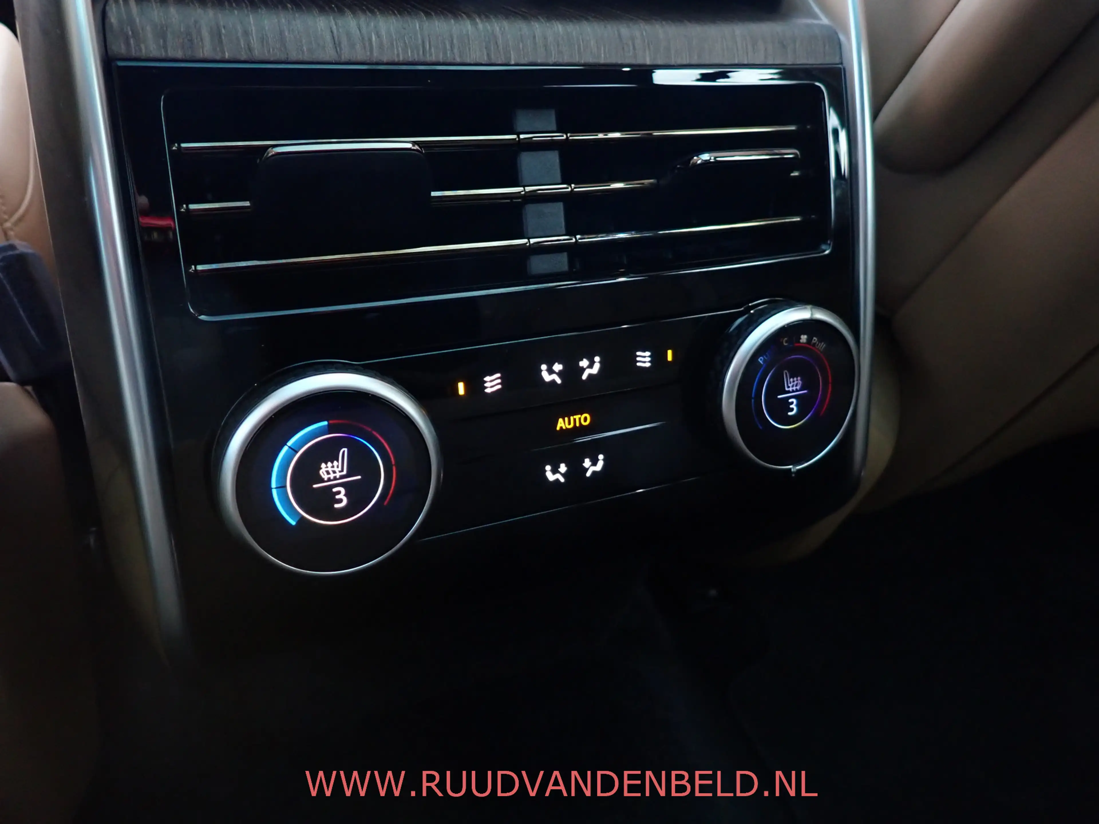 Land Rover Range Rover 3.0 P440e HSE PHEV !! FABRIEKSGARANTIE TOT 9/2028 — photo 36