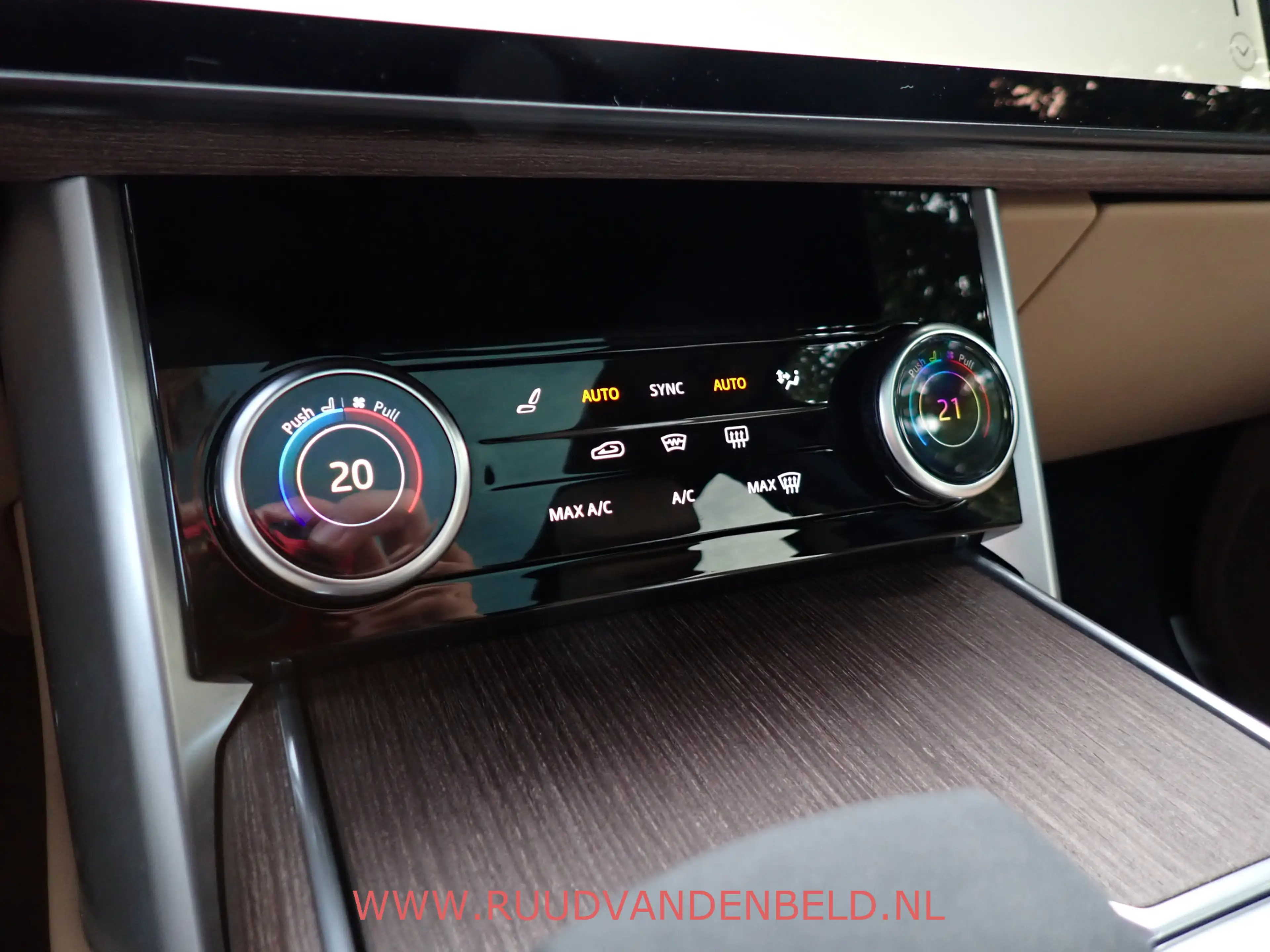 Land Rover Range Rover 3.0 P440e HSE PHEV !! FABRIEKSGARANTIE TOT 9/2028 — photo 33