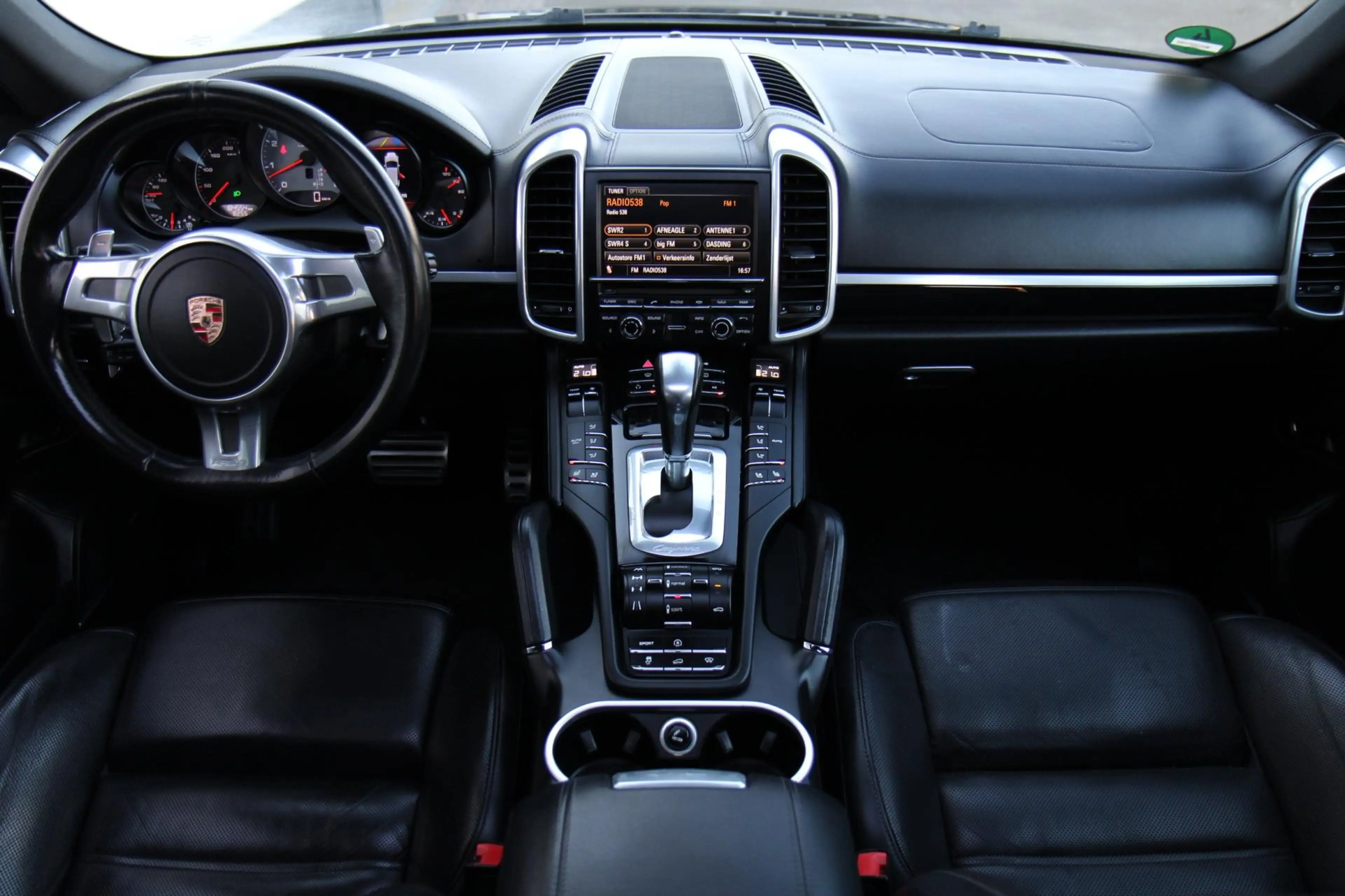 Porsche Cayenne 4.8 S V8 Schuifdak Xenon Luchtvering Luxe !! — photo 22