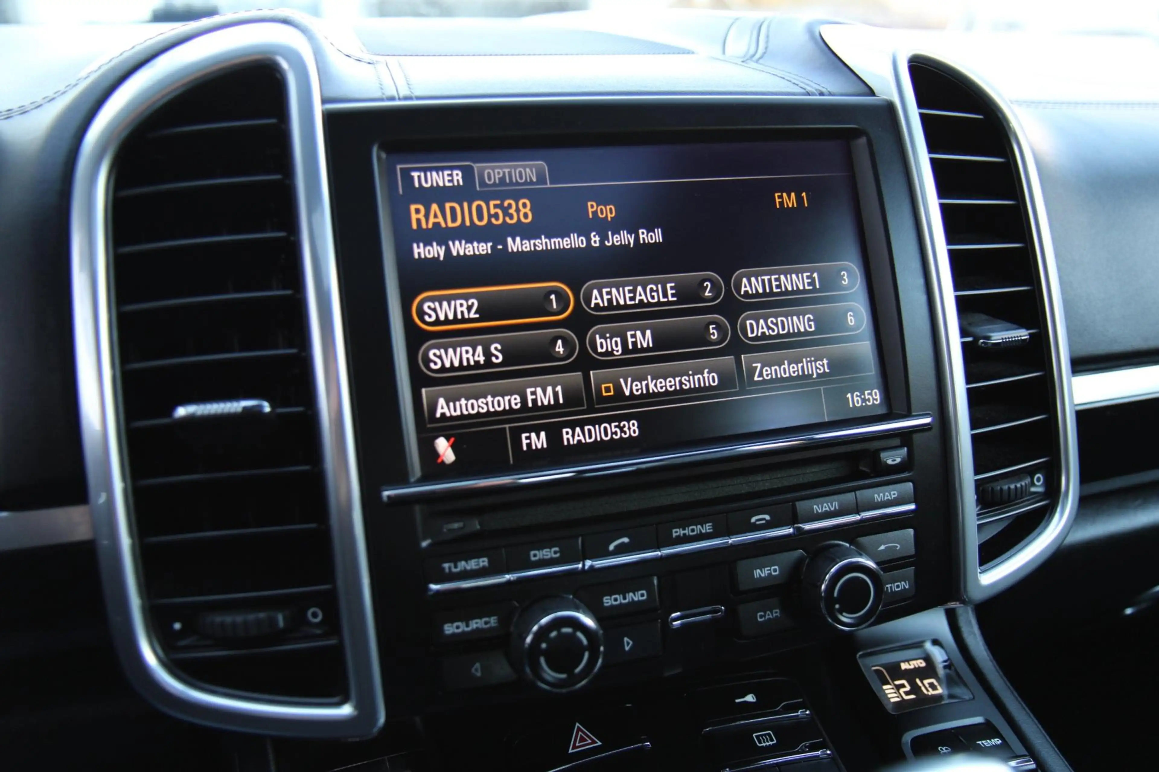 Porsche Cayenne 4.8 S V8 Schuifdak Xenon Luchtvering Luxe !! — photo 28
