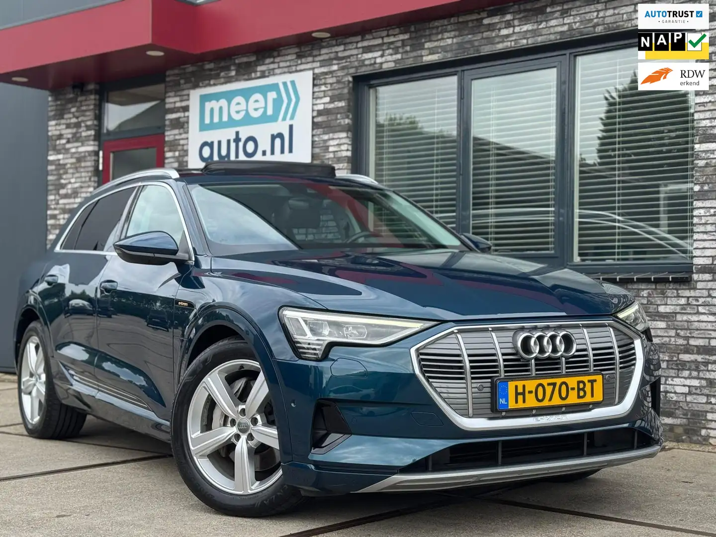 Audi e-tron E-tron 50 quattro Launch edit. 71 kWh LEDER l PANO Bleu - 1