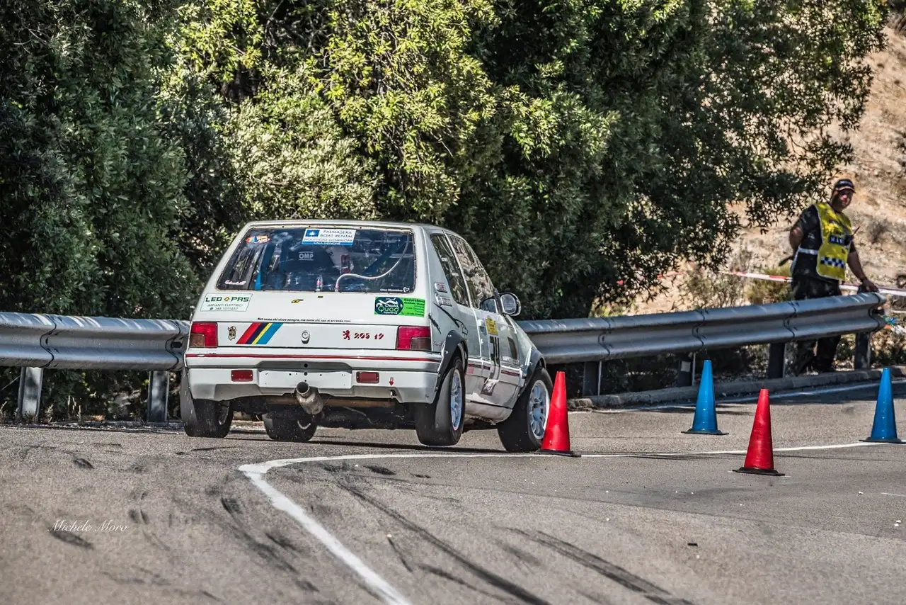 Peugeot 205 2p 1.8i turbo 16, foto 2