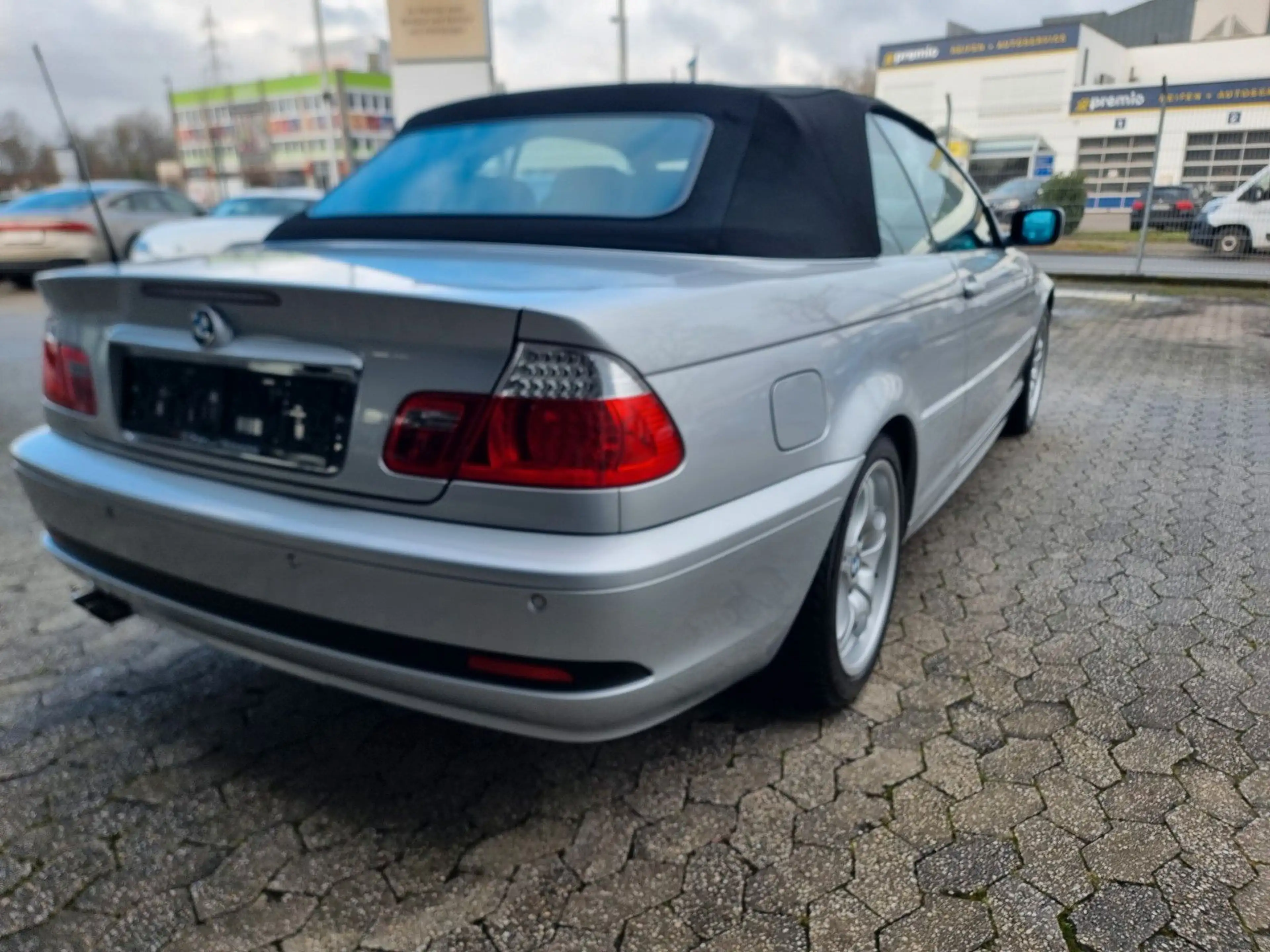 BMW 325 Cabrio 325 Ci*Super Zustand** Gelegenheit** — photo 6