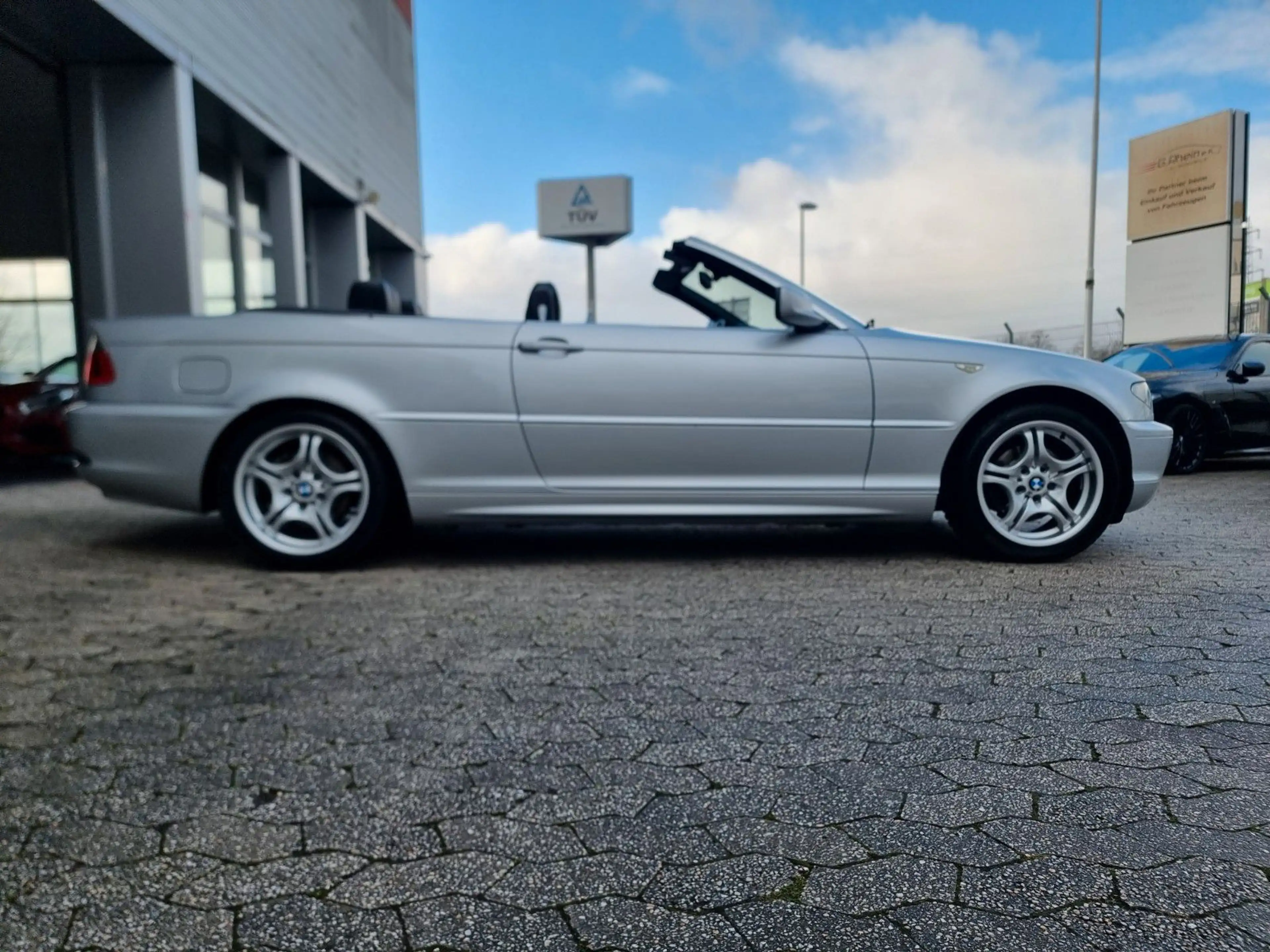 BMW 325 Cabrio 325 Ci*Super Zustand** Gelegenheit** — photo 13