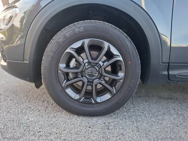 Fiat 500x view 13
