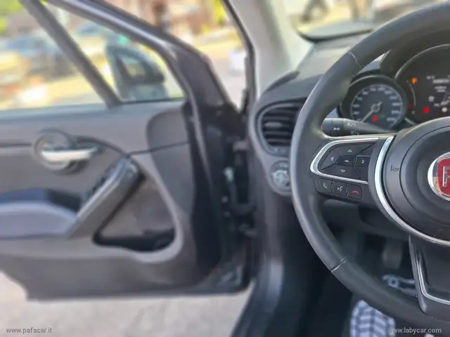 Fiat 500x view 9