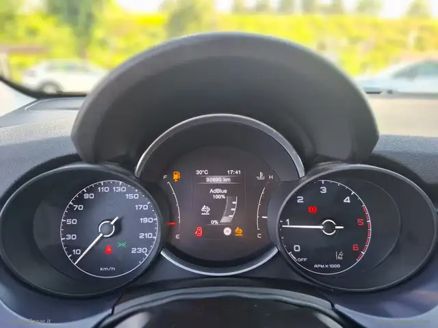 Fiat 500x view 5