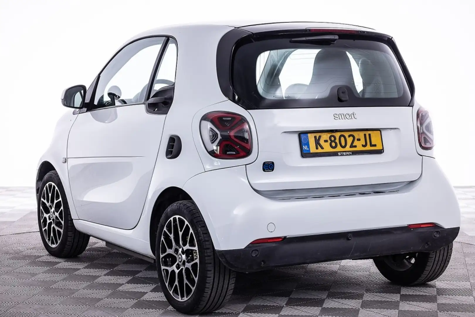 smart forTwo EQ Comfort PLUS 18 kWh | 99% SOH | LEDER | NAVI | Wit - 2