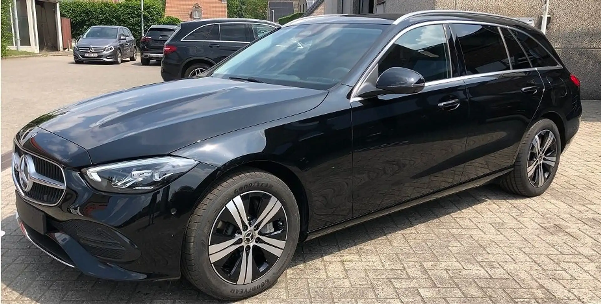 Mercedes-Benz C 300 Te Avantgarde Advanced plus,360° Camera,Carplay Noir - 1