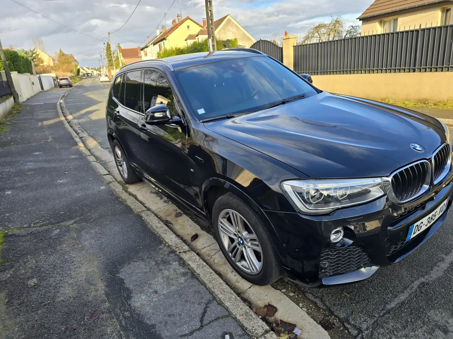 BMW X3 X3 sDrive18d 150ch Noir - 2
