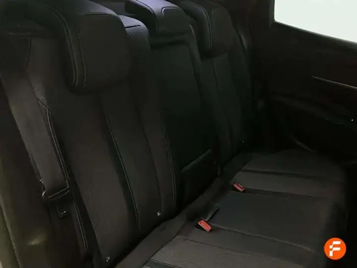 Peugeot 3008 1.2 S&S Pure Tech Allure 2023, foto 14