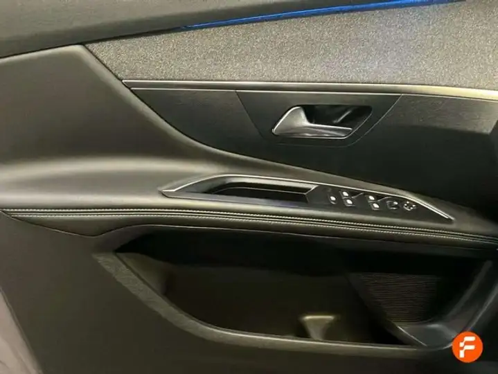 Peugeot 3008 1.2 S&S Pure Tech Allure 2023, foto 12