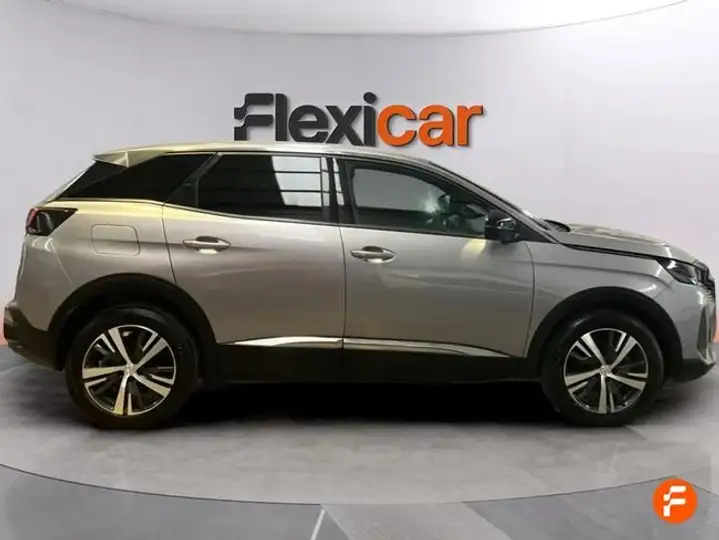 Peugeot 3008 1.2 S&S Pure Tech Allure 2023, foto 3