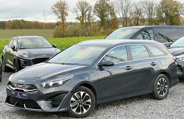 Kia Ceed SW / cee'd SW 1.6 GDI PHEV PRESTIGE FACELIFT - GARANTIE KIA 2029