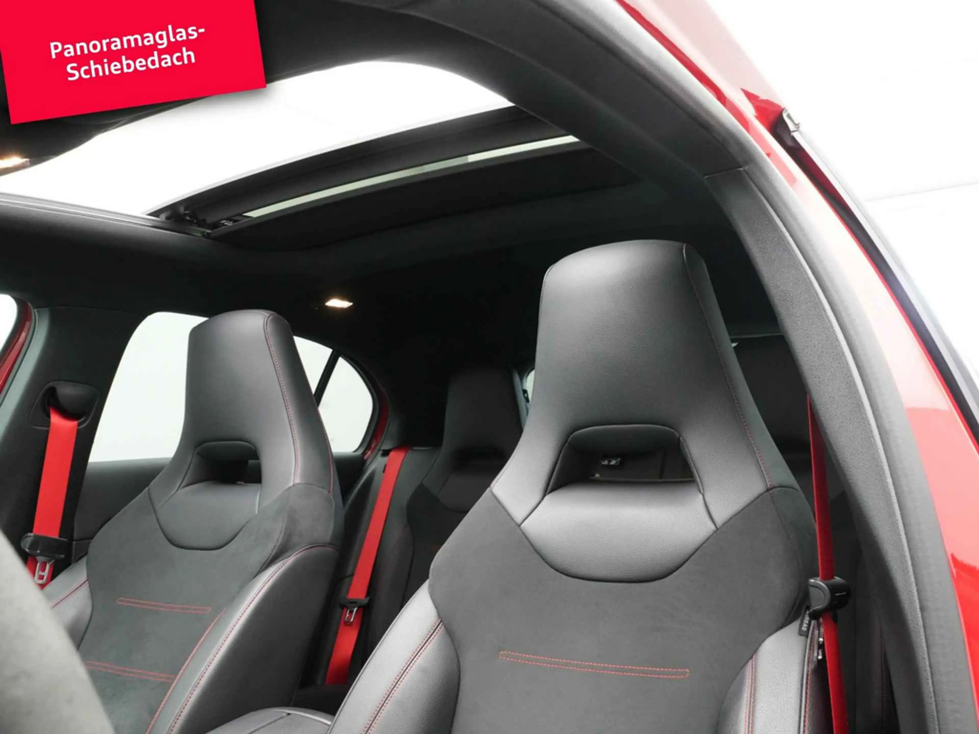 Mercedes-Benz A 35 AMG 4MATIC PANO NAVI KAM SHZ LED MEMORY — photo 4