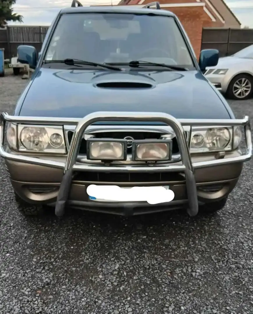 Nissan Terrano 2.7 TDi Sport Grau - 1