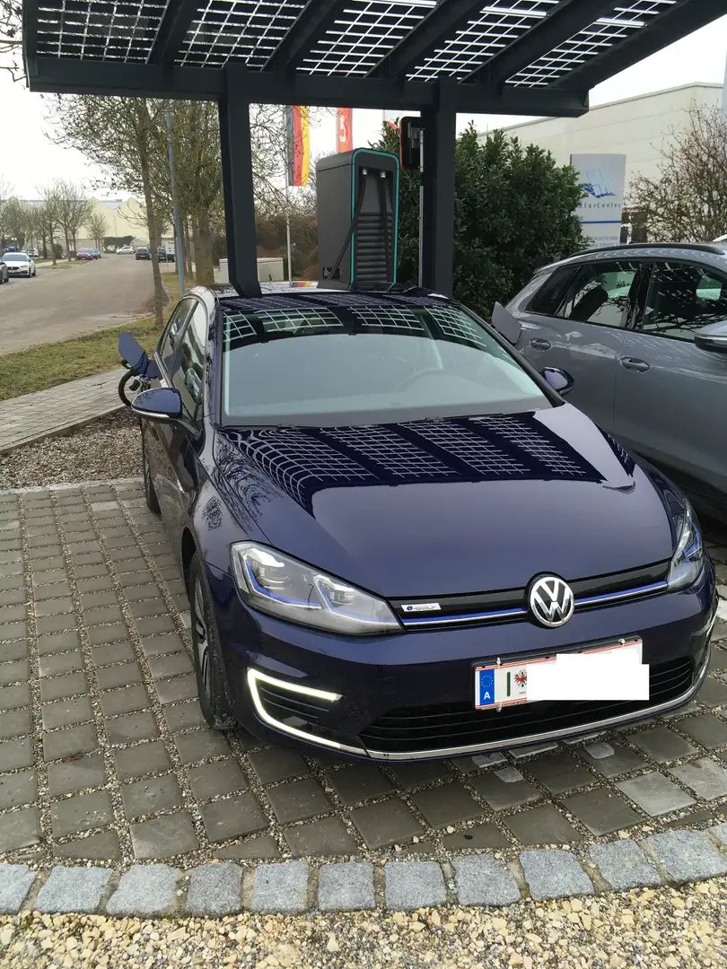 Volkswagen e-Golf e-Golf 35,8kWh (mit Batterie) Blau - 1