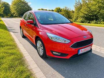 1,0 EcoBoost 74kW Business TÜV NEU 2.Hand