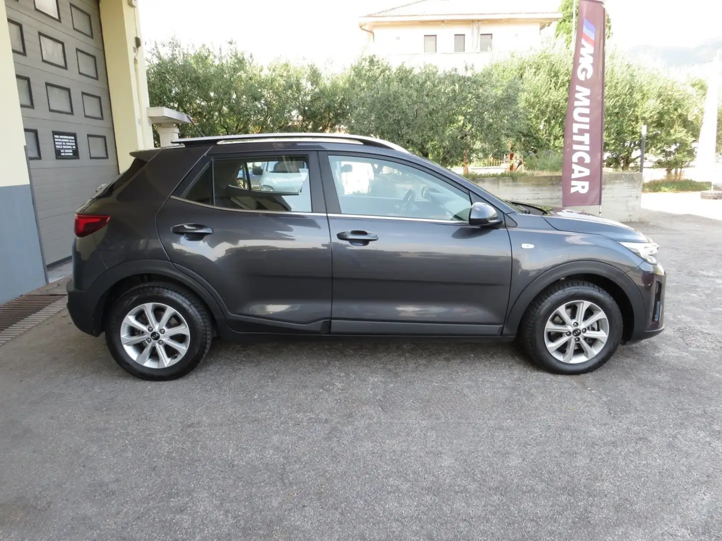 Kia Stonic 1.6crdi Style 115cv. android/carplay/retrocamera Grigio - 2