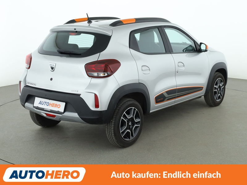 Dacia Spring electric drive 33 kW Comfort Plus Aut*NAVI*CAM*LIM — photo 6
