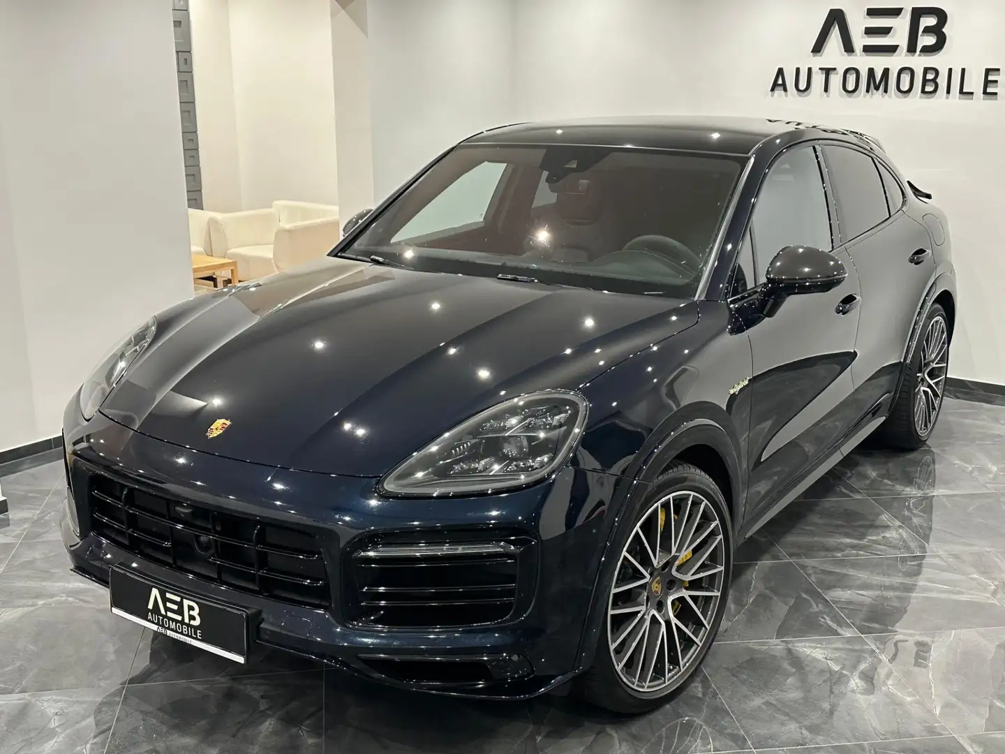Porsche Cayenne Coupe E-Hybrid**PANO**SOFT-CLOSE**SK**SHZ**SWA**U Blau - 2