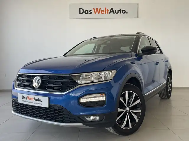 Volkswagen T-Roc view 20