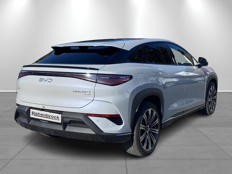 BYD Sealion 7 Design AWD 82,5 kWh — photo 4