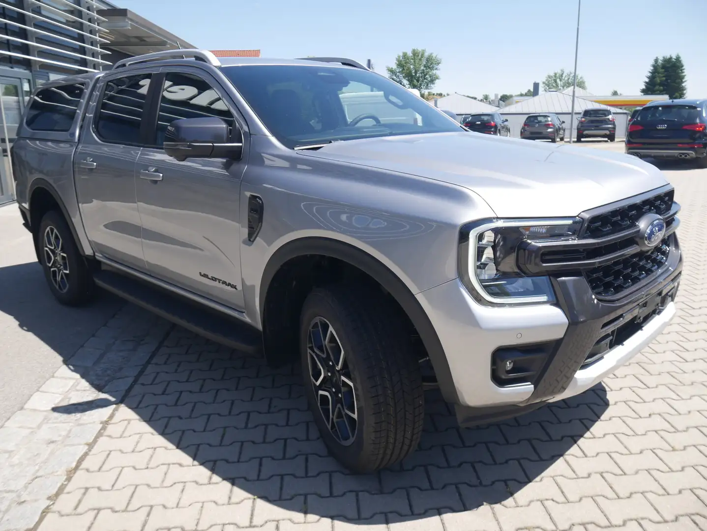 Ford Ranger Wildtrak e-4WD Doppelkabine Standheizung Hardtop Silber - 2