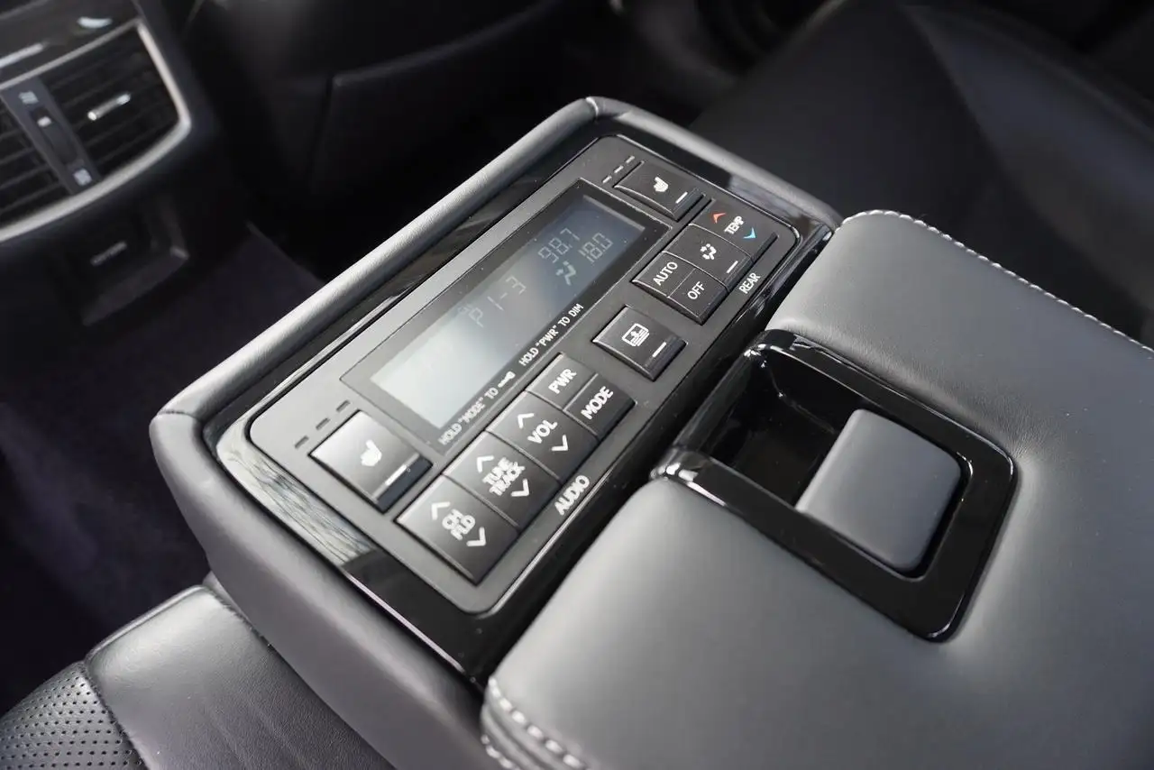 Lexus GS снимка Lexus GS