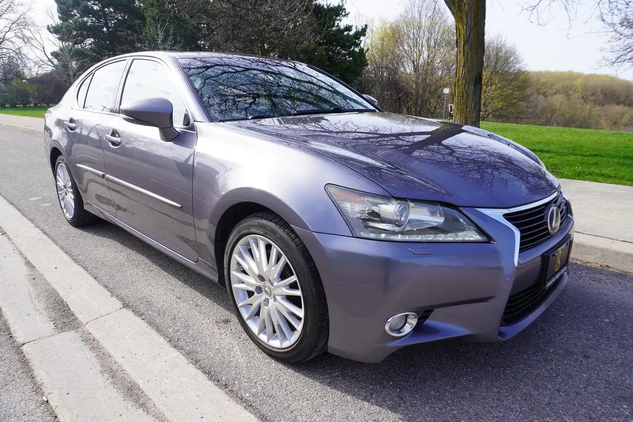 Lexus GS снимка Lexus GS